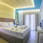 Aparthotel Ionion & 3*