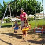 Ξενοδοχείο με διαμερίσματα Ionion & 3*