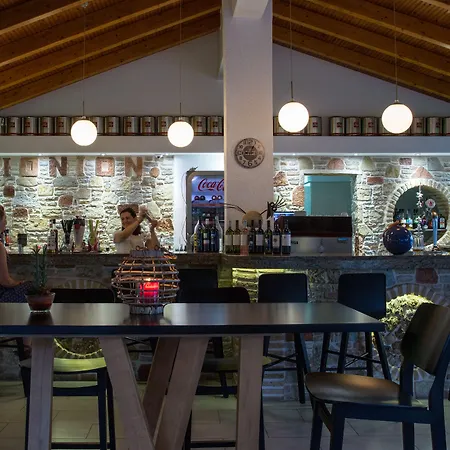 Apart Otel Ionion & Glífa