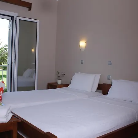 Apart Otel Ionion & Glífa