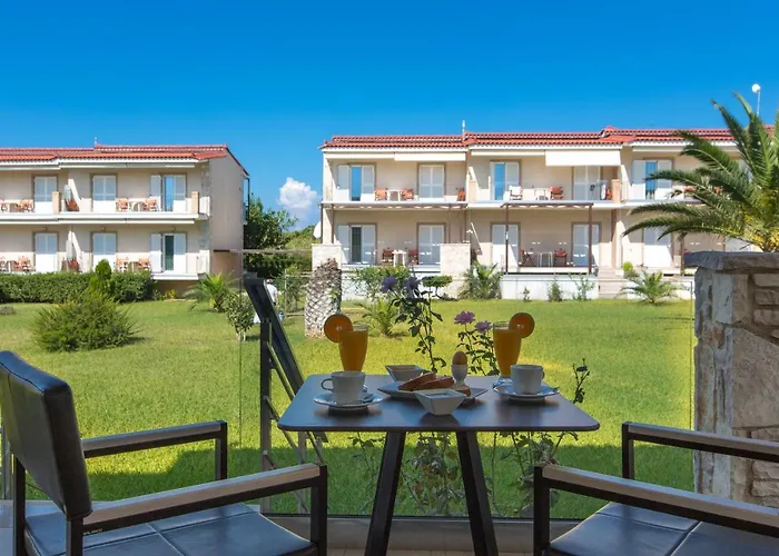 Ionion & شقة فندقية